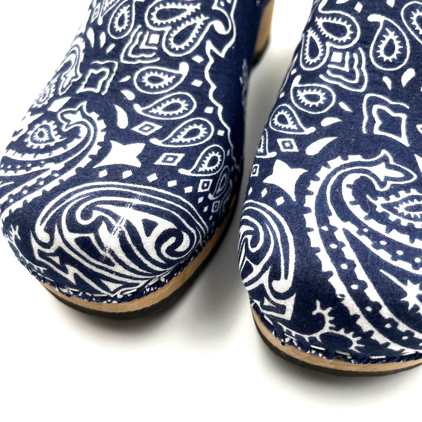 Studio Embla Clogs | Navy Bandana EU40/US10