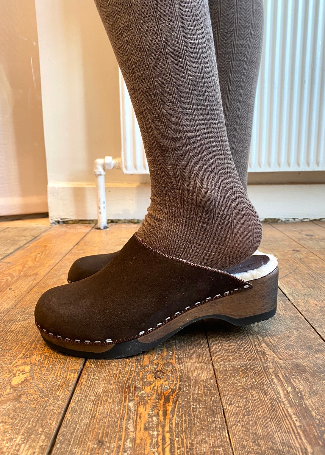 Embla Clogs | Brown Shearling