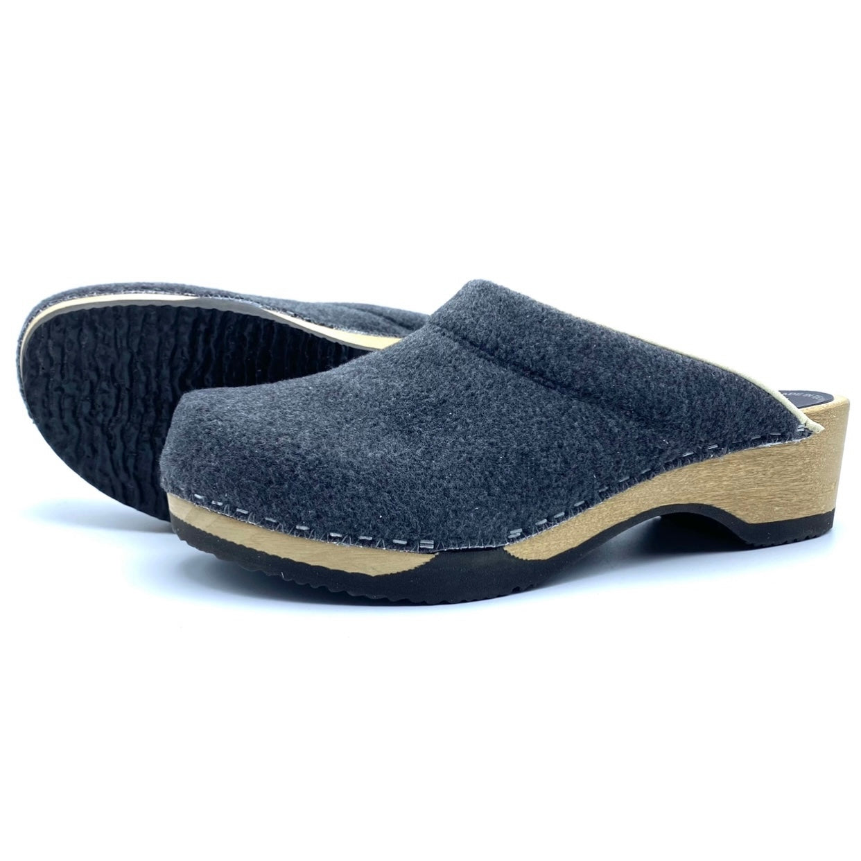 Embla Clogs | DONNI Charcoal Sherpa