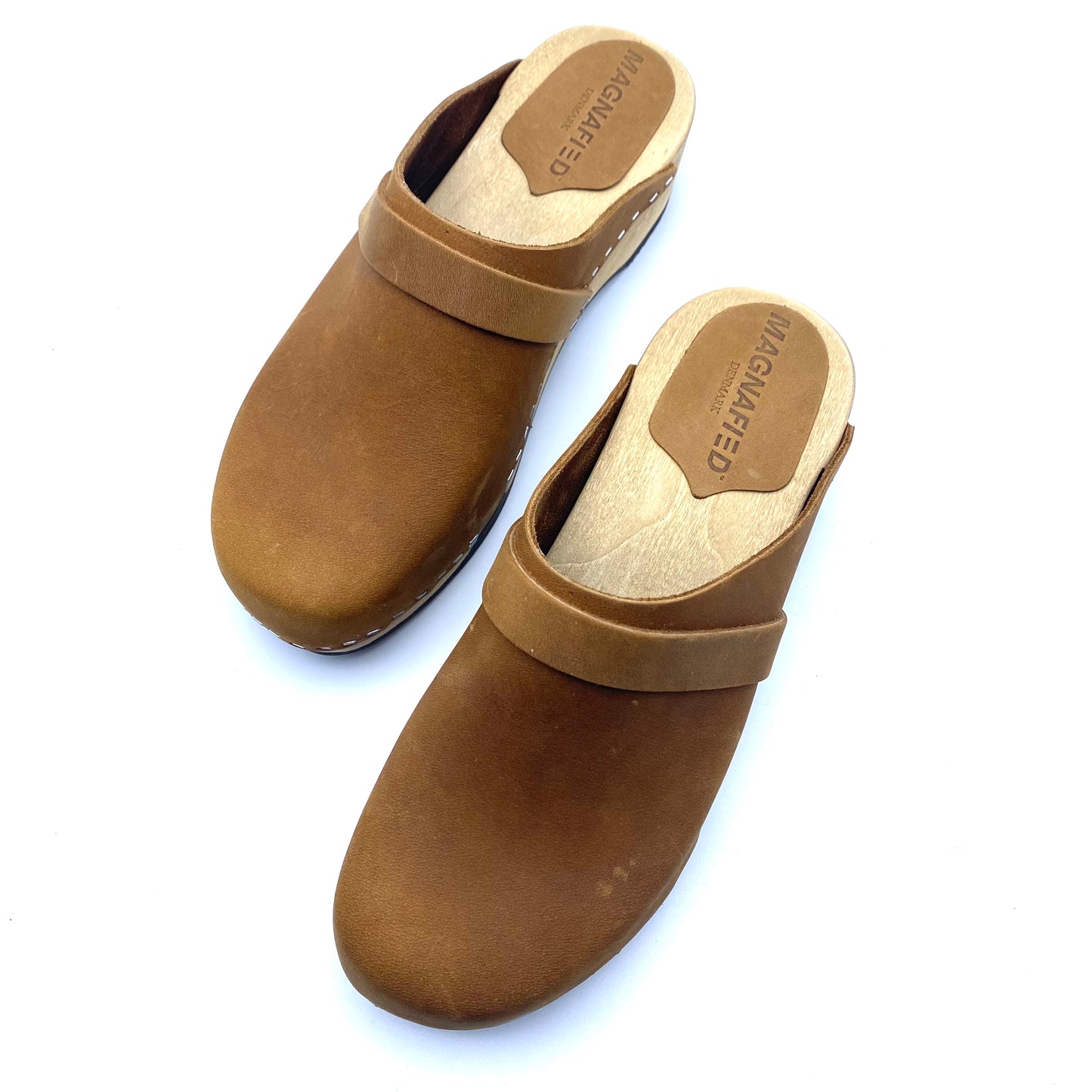 Emily Clogs | Premium Nubuck Brown