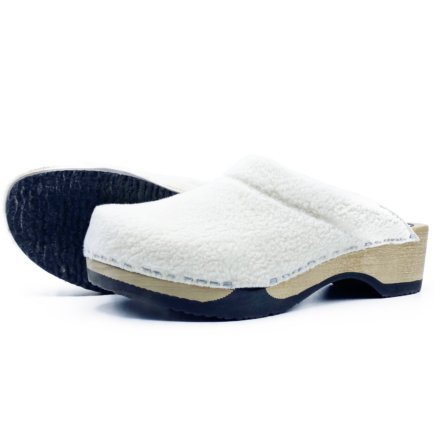 Embla Clogs | DONNI Cream Sherpa